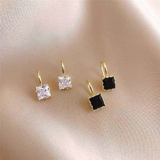 2026 Simple Black White Irregular Polyhedron Pendant Small Earrings 2021 New Girl Unusual Earrings Fashion Korean Jewelry For Woman