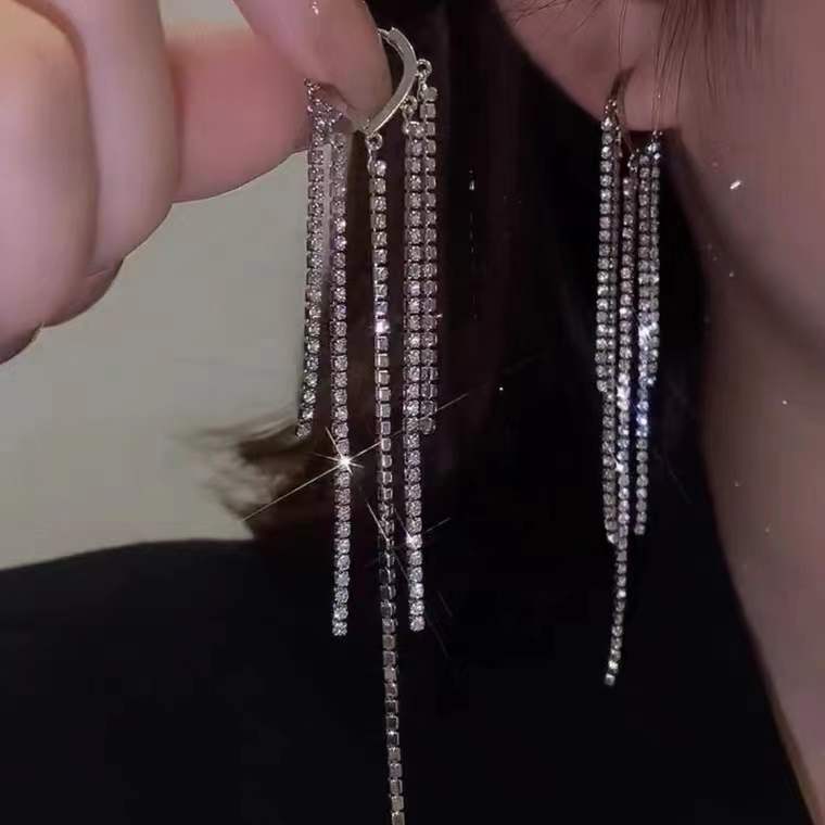 2026 New Crystal Drop Earrings with Bling Bling Cubic Zirconia Temperament Women Earrings High Quality Silver Color Trendy Jewelry