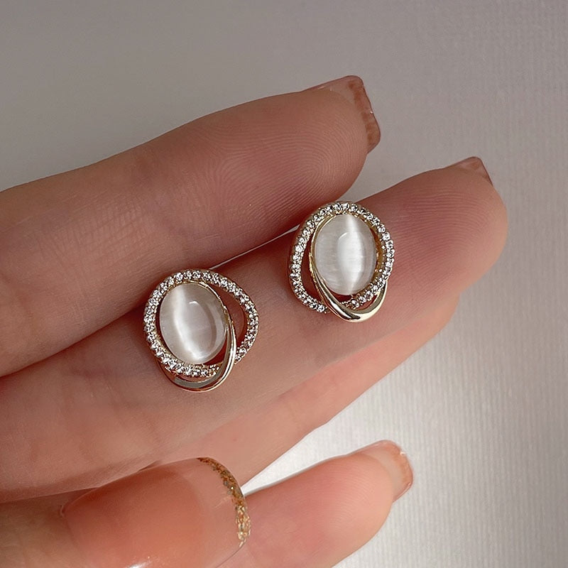 2026 Earrings Asymmetrical Round Hollow Round Black Stud Earrings Rhinestone Accessories For Women pendientes mujer